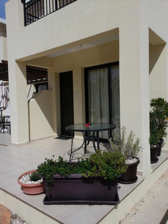 Faros Beach Paphos Exterior foto